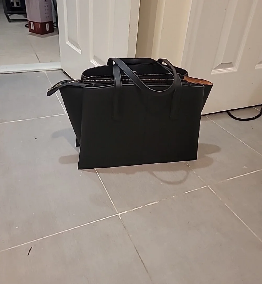 Black Paloma Leather Tote Bag - Picture 3 of 4